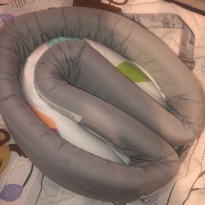 Lulyboo bassinet to go / travel bed